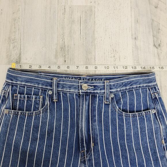 American Eagle Pinstripe Mom Jean Size 8 - Picture 9 of 13